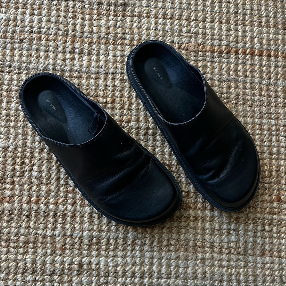 Men's Black Leather Mules / Clogs